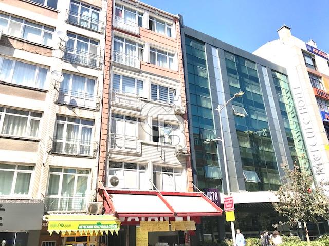 Bakırköy İstanbul Caddesi üzeri Yatırımlık Daire 2+1