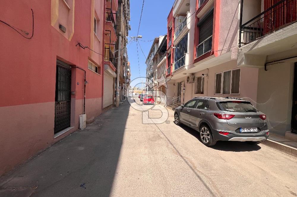 Çiğli Balatçık Cadde Üstü Kiralık 2+1 Daire