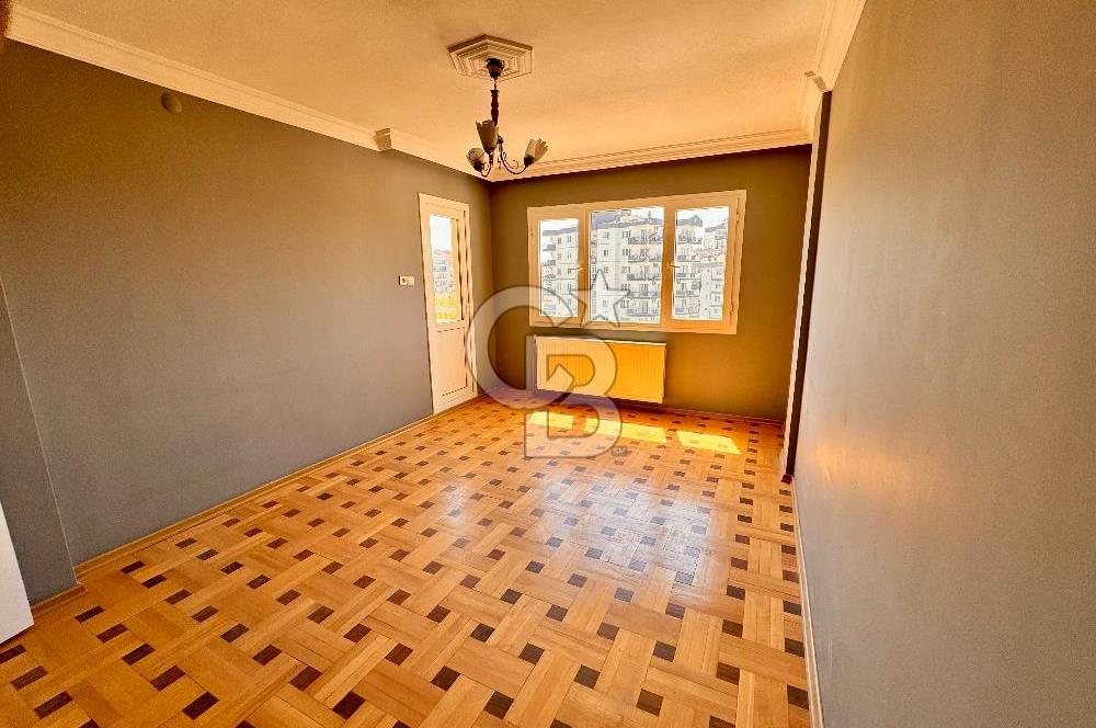 BAYRAKLI SOĞUKKUYUDA  MUHTEŞEM LOKASYONDA FERAH 4+1 SATILIK DAİRE 