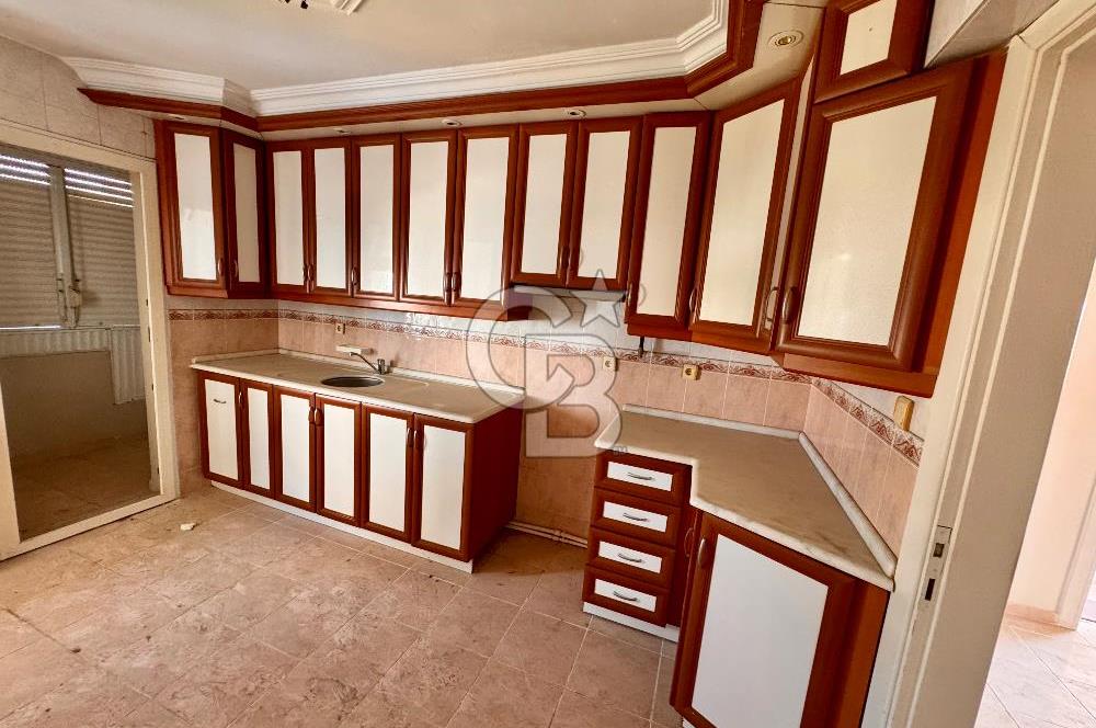 BAYRAKLI SOĞUKKUYUDA  MUHTEŞEM LOKASYONDA FERAH 4+1 SATILIK DAİRE 