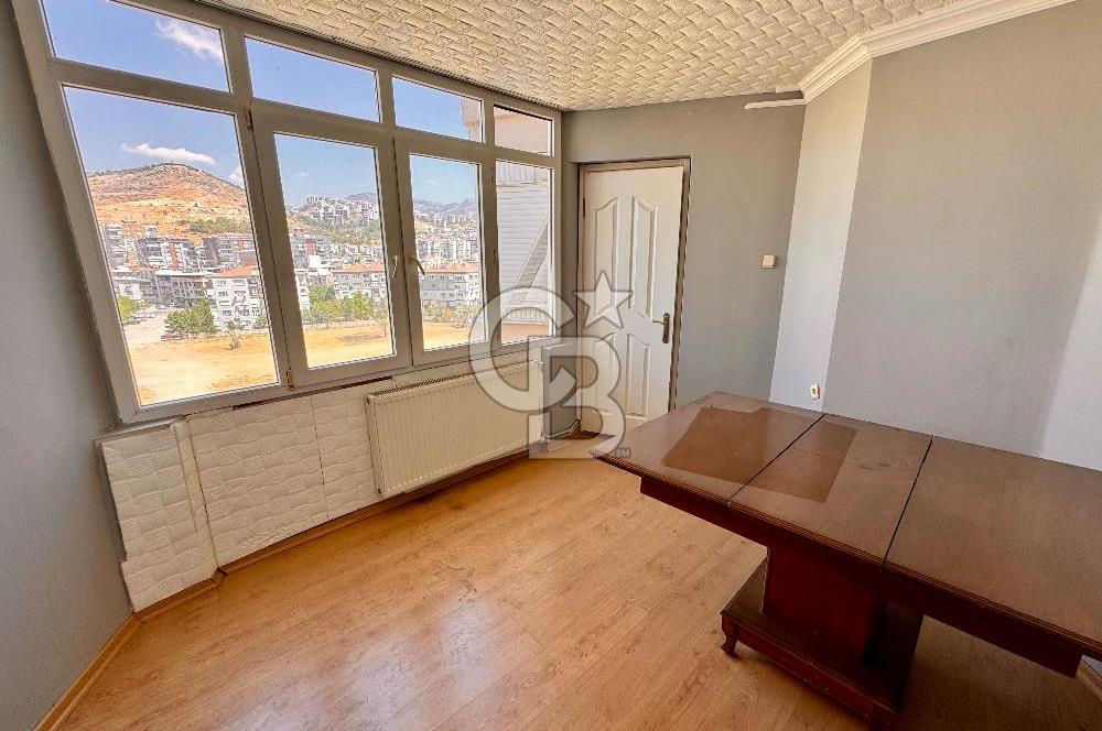 BAYRAKLI SOĞUKKUYUDA  MUHTEŞEM LOKASYONDA FERAH 4+1 SATILIK DAİRE 