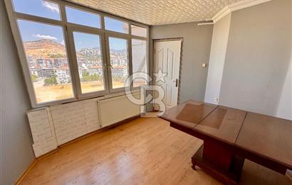 BAYRAKLI SOĞUKKUYUDA  MUHTEŞEM LOKASYONDA FERAH 4+1 SATILIK DAİRE 