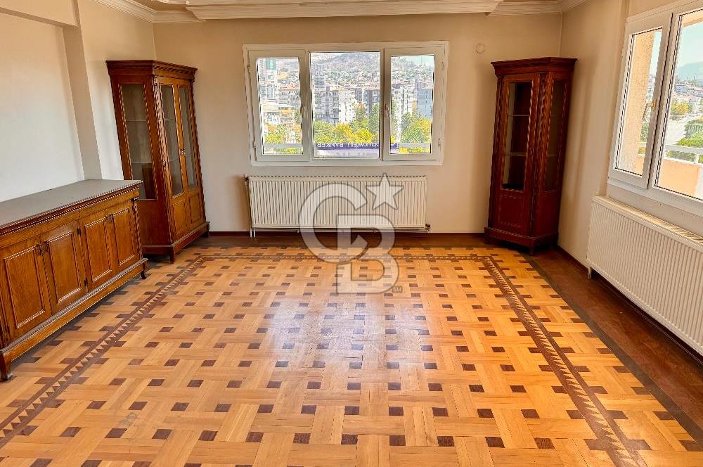 BAYRAKLI SOĞUKKUYUDA  MUHTEŞEM LOKASYONDA FERAH 4+1 SATILIK DAİRE 