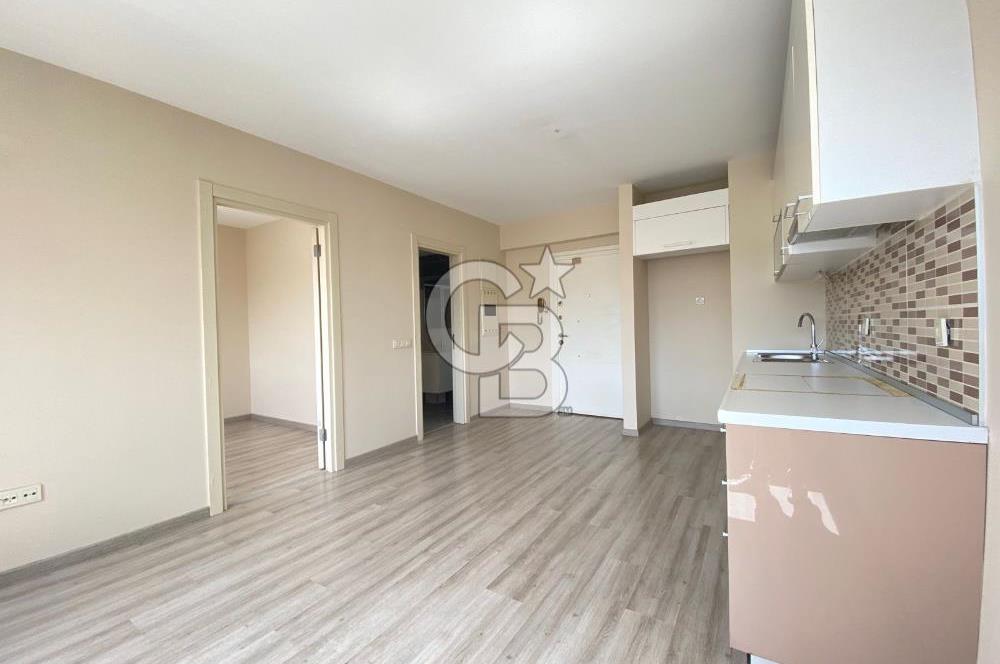 Dumankaya Cadde Yenişehir 1+1 Havuz Manzaralı Kiralık Daire