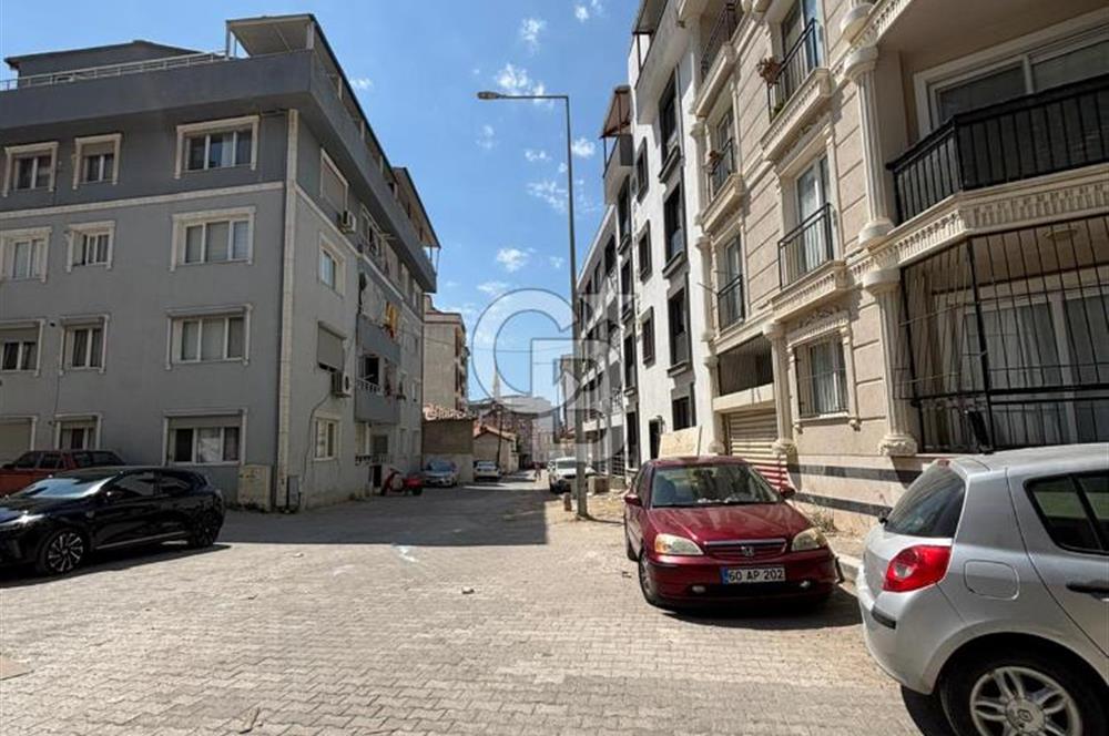 Çarşı Merkezine Yakın 3+1 Geniş Kapalı Mutfak Daire