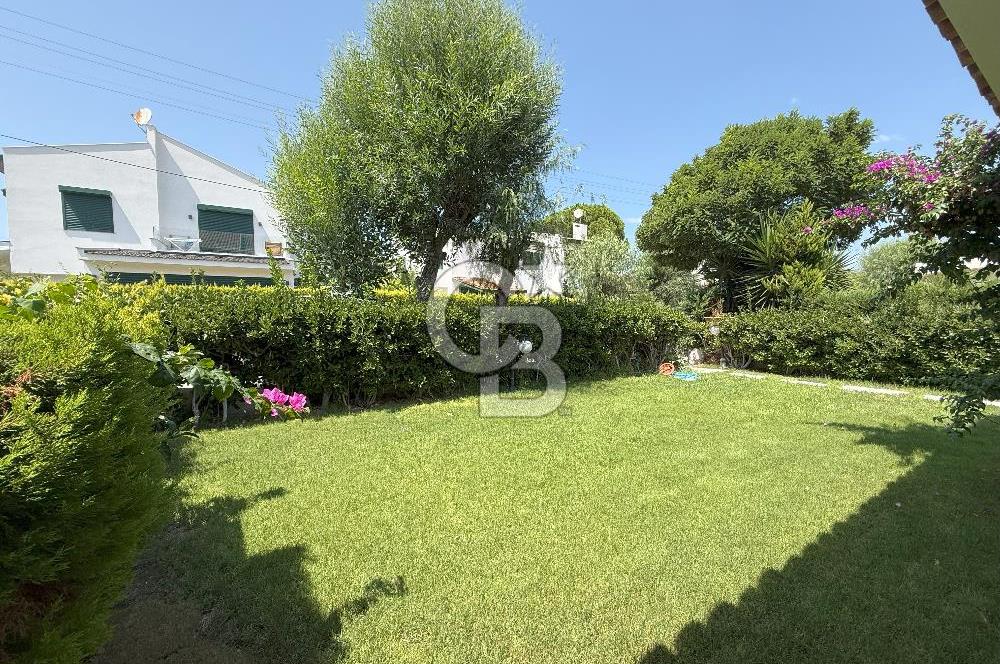 İzmir Çeşme Ilıca., Plaja 100m 4 + 1 Satılık Villa