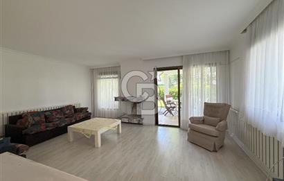 İzmir Çeşme Ilıca., Plaja 100m 4 + 1 Satılık Villa