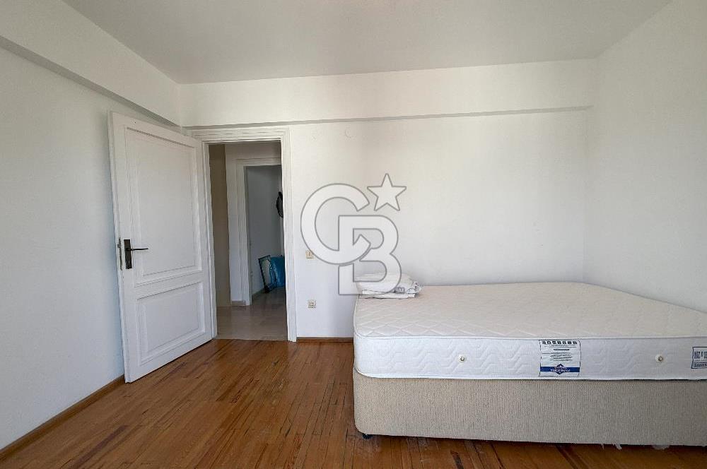 İzmir Çeşme Ilıca., Plaja 100m 4 + 1 Satılık Villa