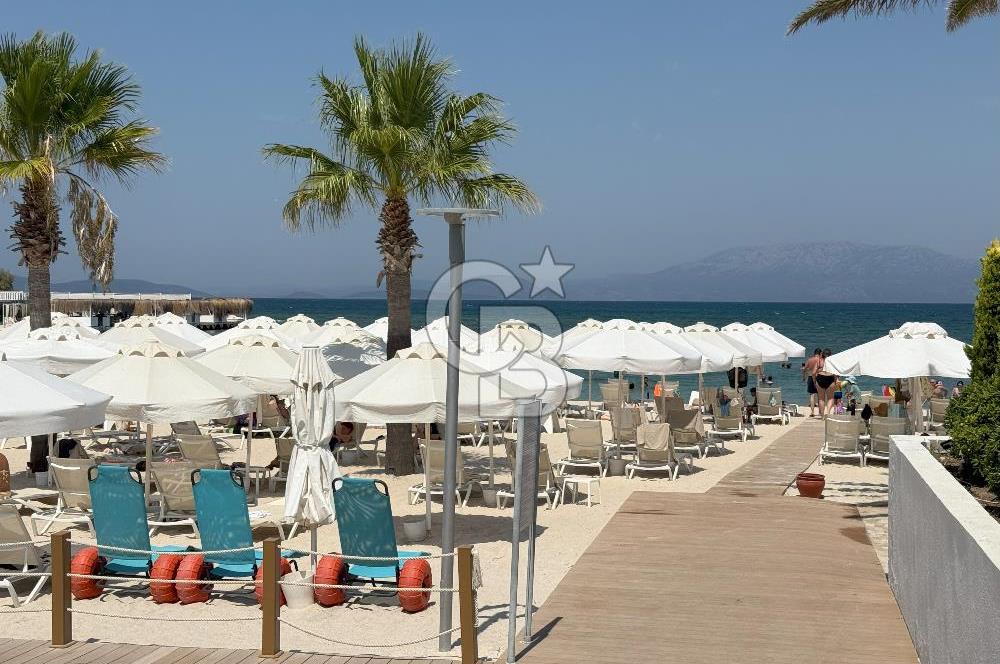 İzmir Çeşme Ilıca., Plaja 100m 4 + 1 Satılık Villa