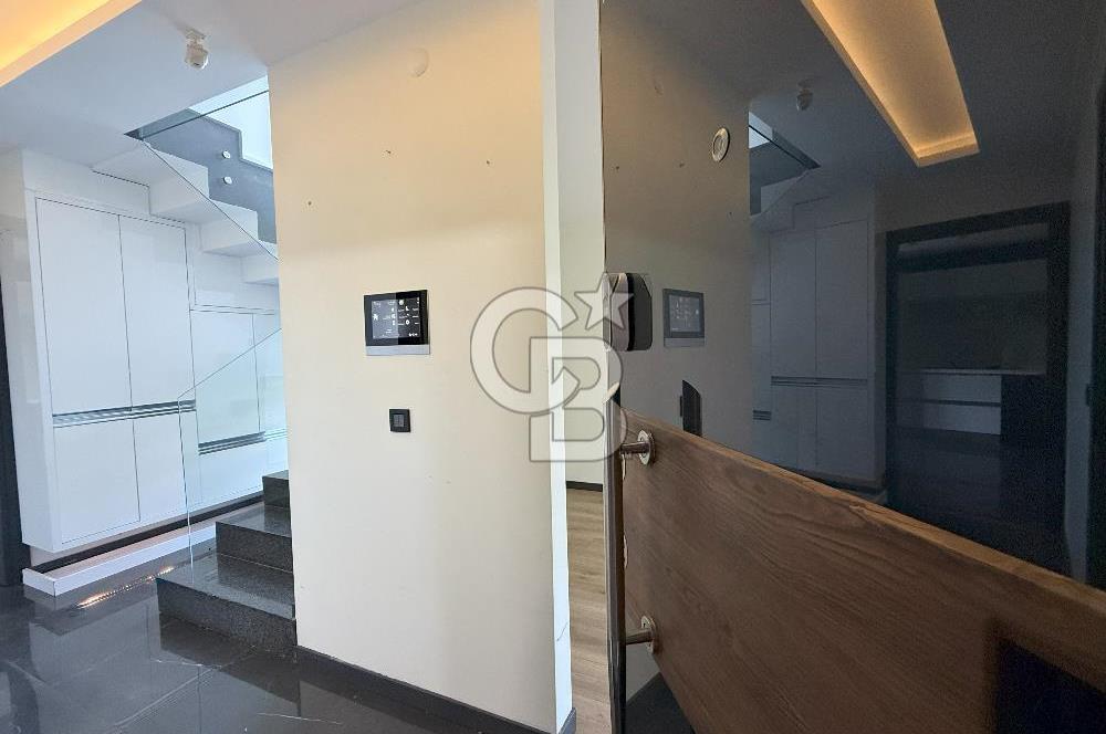 İzmir Güzelbahçe, Kiralık 3 + 1 Dubleks Daire