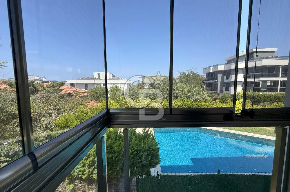 İzmir Güzelbahçe, Kiralık 3 + 1 Dubleks Daire