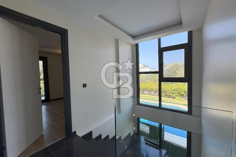 İzmir Güzelbahçe, Kiralık 3 + 1 Dubleks Daire