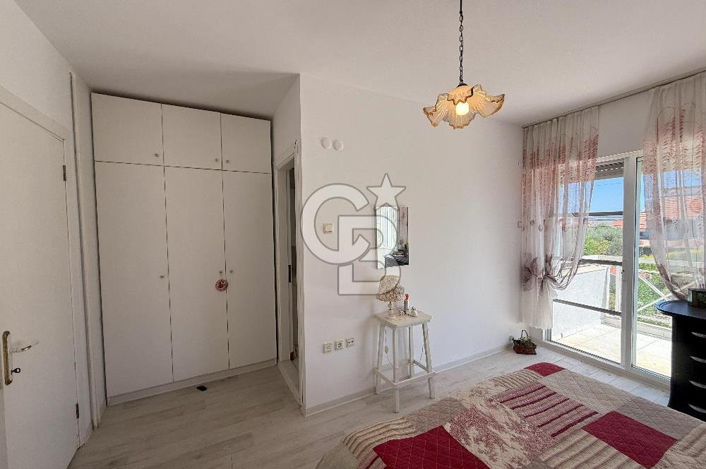 İzmir Çeşme Boyalık, Müstakil Havuzlu 4 + 1 Satılık Villa