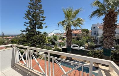 İzmir Çeşme Boyalık, Müstakil Havuzlu 4 + 1 Satılık Villa