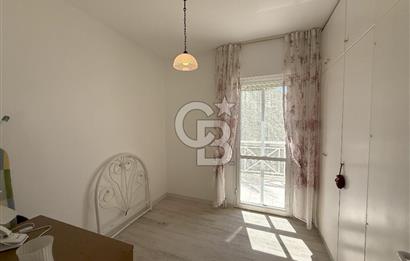 İzmir Çeşme Boyalık, Müstakil Havuzlu 4 + 1 Satılık Villa