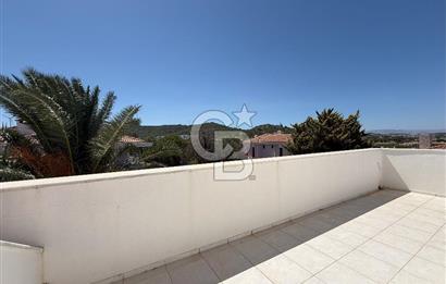 İzmir Çeşme Boyalık, Müstakil Havuzlu 4 + 1 Satılık Villa