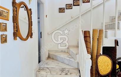 İzmir Çeşme Boyalık, Müstakil Havuzlu 4 + 1 Satılık Villa