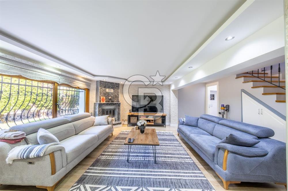 Kahramandere’de 300 m² Net Kullanımlı, Şömineli 5+1 Lüks Villa – Özel Kış Bahçeli