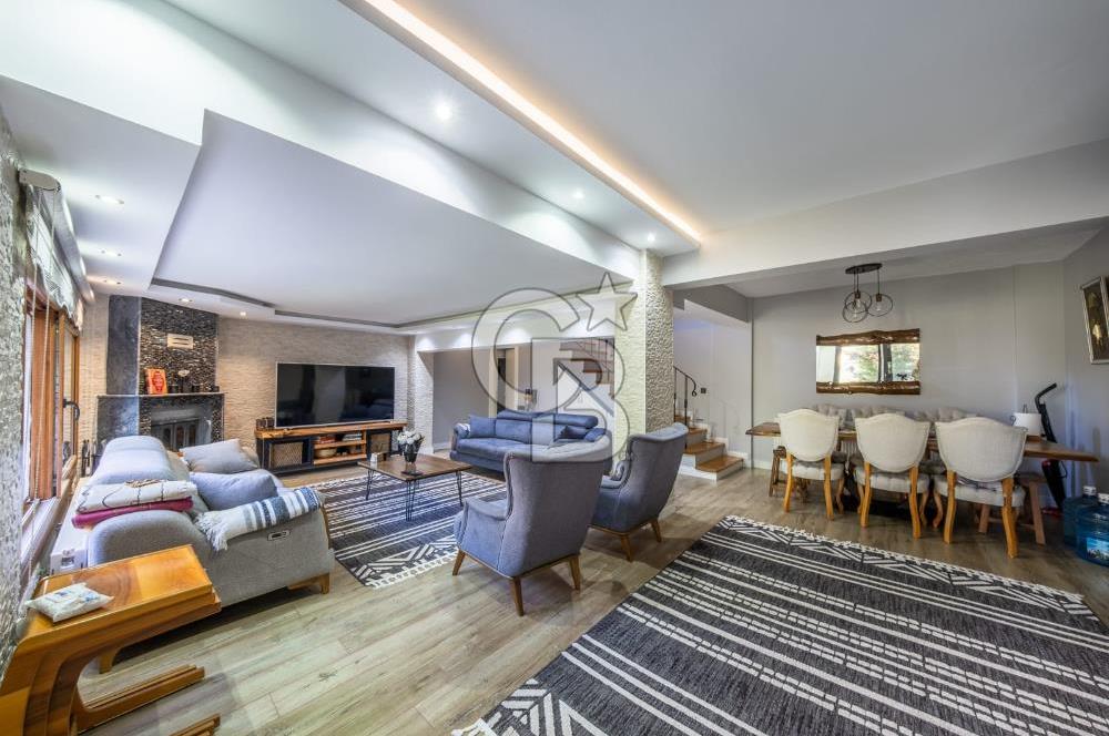 Kahramandere’de 300 m² Net Kullanımlı, Şömineli 5+1 Lüks Villa – Özel Kış Bahçeli