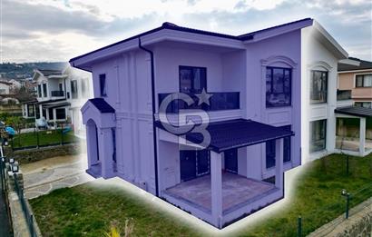 CB MAHALL'den Başiskele Yeniköy Kolej Caddesinde Lüks Villa