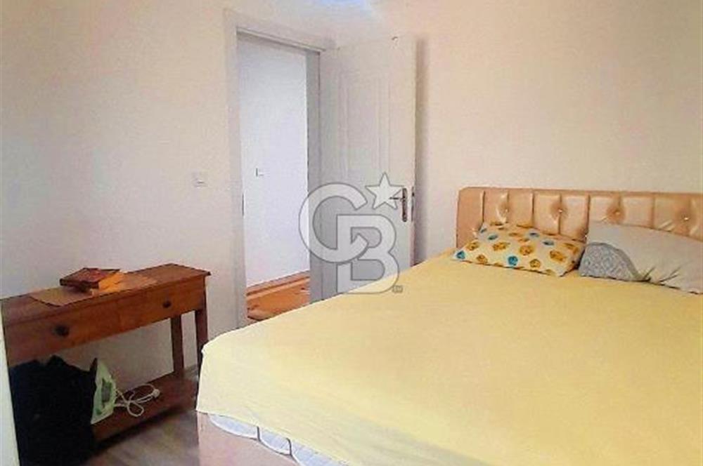 BODRUM MİLAS'TA ÖZEL PLAJLI YENİLENMİŞ TREPLEKS VİLLA