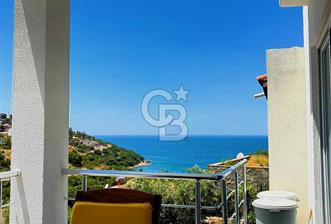BODRUM MİLAS'TA ÖZEL PLAJLI YENİLENMİŞ TREPLEKS VİLLA