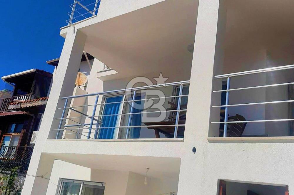 BODRUM MİLAS'TA ÖZEL PLAJLI YENİLENMİŞ TREPLEKS VİLLA