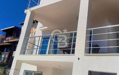 BODRUM MİLAS'TA ÖZEL PLAJLI YENİLENMİŞ TREPLEKS VİLLA