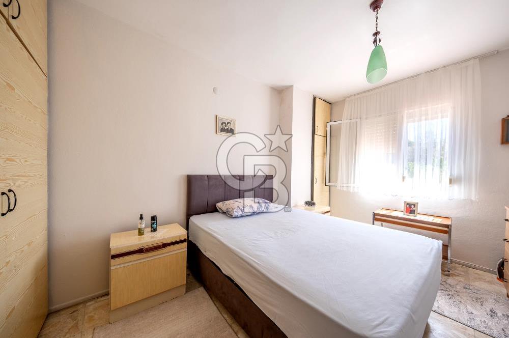 URLA ÖZBEK MAH. SATILIK SİTE İÇERİSİNDE 3+1 MÜSTAKİL EV