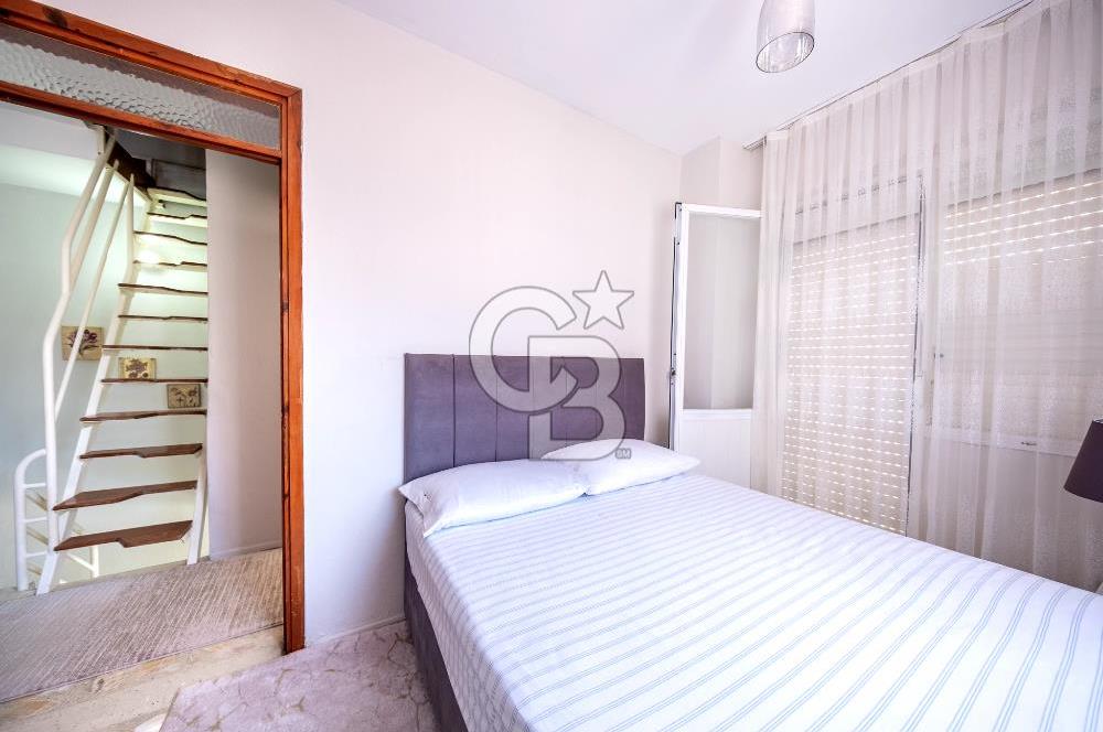 URLA ÖZBEK MAH. SATILIK SİTE İÇERİSİNDE 3+1 MÜSTAKİL EV