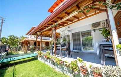 URLA ÖZBEK MAH. SATILIK SİTE İÇERİSİNDE 3+1 MÜSTAKİL EV