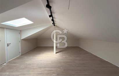 Urla Bademler Hekimköy Sitesinde Satılık 5+1 Villa
