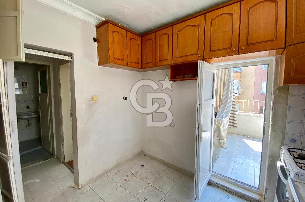 Mersin Yenişehir Palmiye Mahallesi – Kiralık 3+1 Çatı Katı Daire 