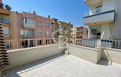Mersin Yenişehir Palmiye Mahallesi – Kiralık 3+1 Çatı Katı Daire 