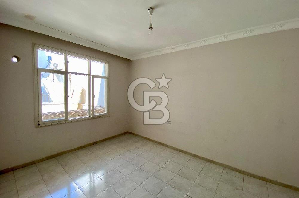 Mersin Yenişehir Palmiye Mahallesi – Kiralık 3+1 Çatı Katı Daire 