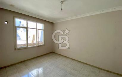 Mersin Yenişehir Palmiye Mahallesi – Kiralık 3+1 Çatı Katı Daire 