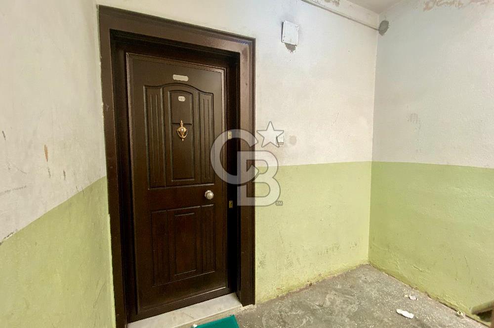 Mersin Yenişehir Palmiye Mahallesi – Kiralık 3+1 Çatı Katı Daire 