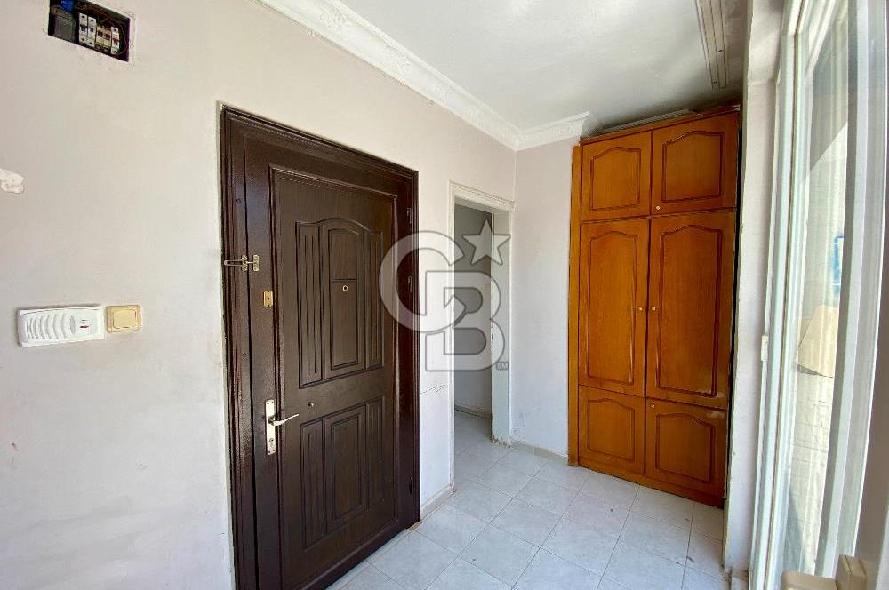 Mersin Yenişehir Palmiye Mahallesi – Kiralık 3+1 Çatı Katı Daire 