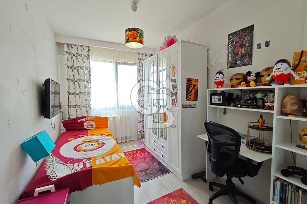 Karabağlar Günaltay Mahallesinde Lux 2+1 Şehir Manzaralı Ferah Daire