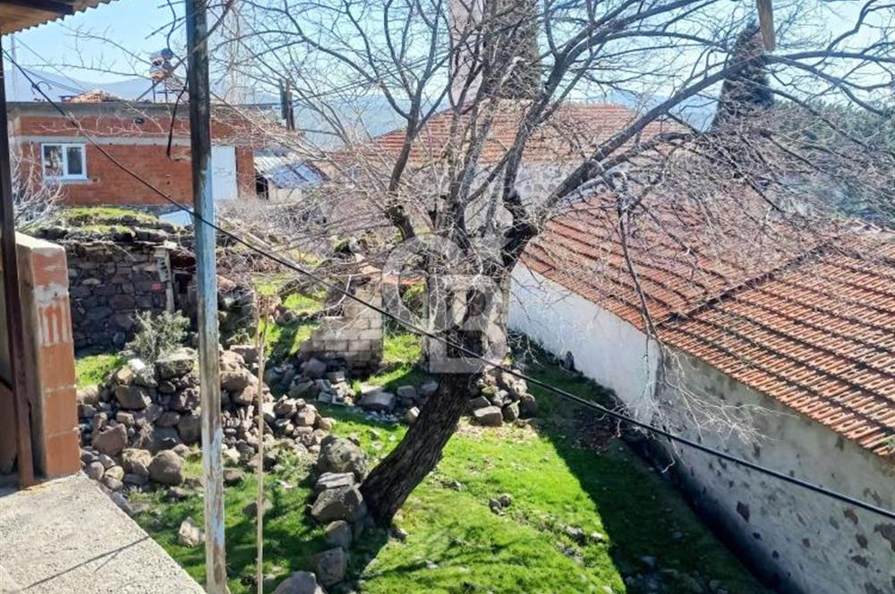 MANİSA ASMACIK KÖYÜNDE SATILIK MÜSTAKİL EV