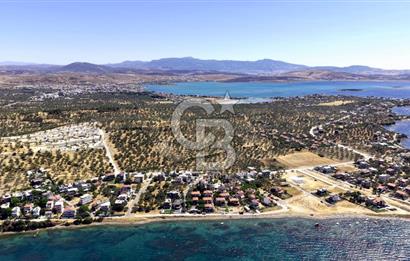 İZMİR ŞAKRAN'DA HAVUZLU SATILIK VİLLA