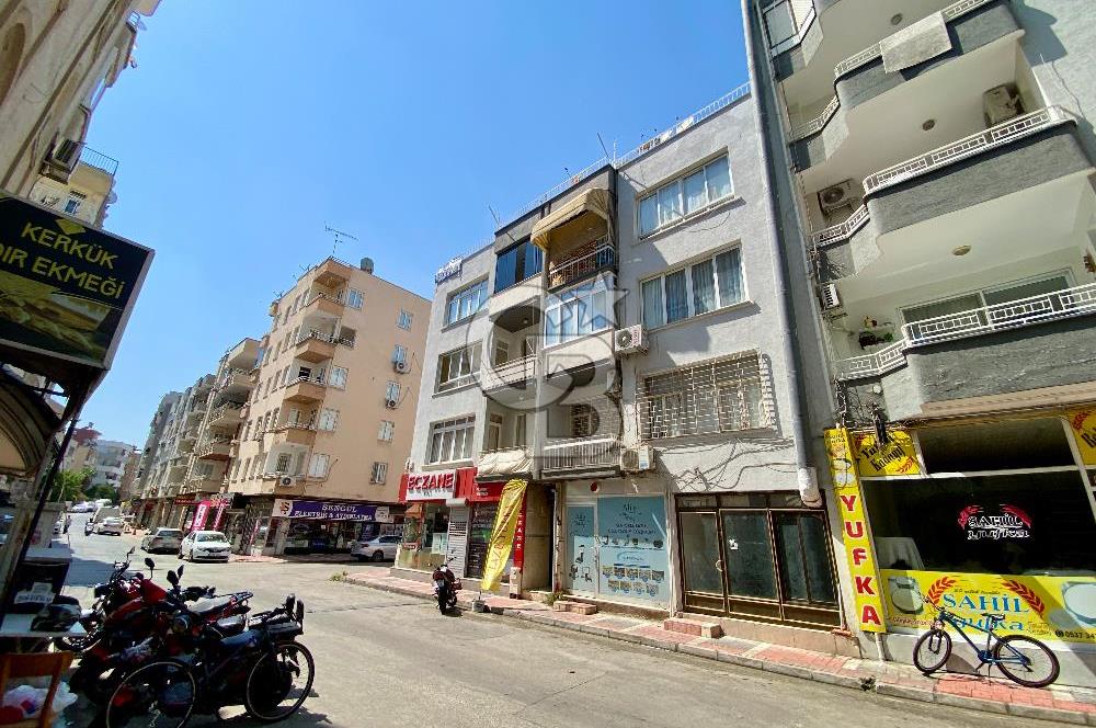 Mersin Yenişehir Palmiye Mahallesi – Kiralık 3+1 Çatı Katı Daire 