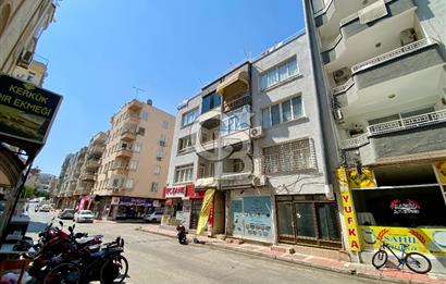 Mersin Yenişehir Palmiye Mahallesi – Kiralık 3+1 Çatı Katı Daire 