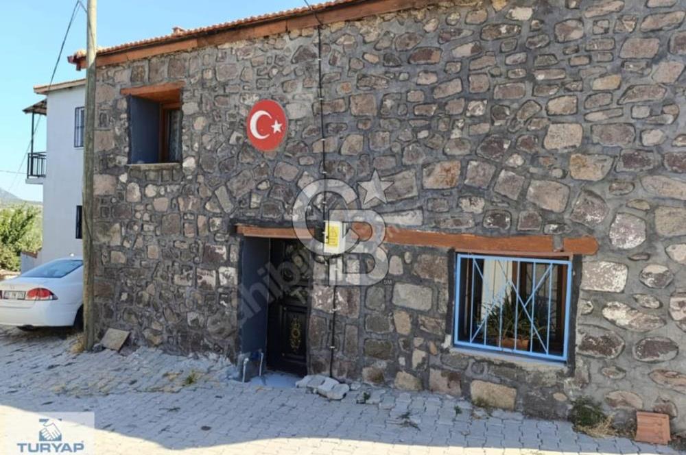MANİSA PELİTALAN KÖYÜNDE EŞYALI SATILIK DUBLEKS TAŞ EV