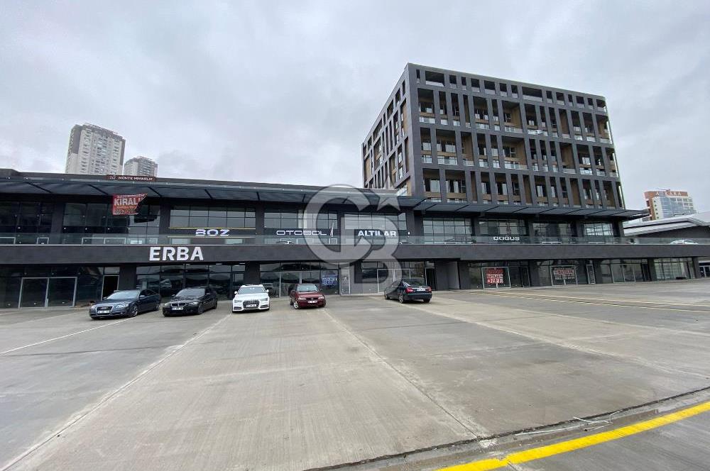 Autozone'da, SATILIK 187 m2 Dükkan