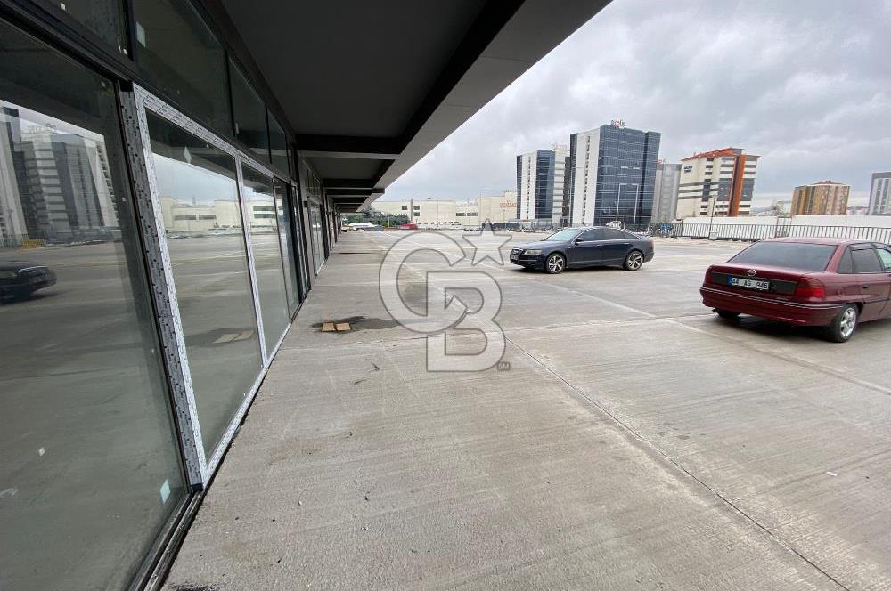 Autozone'da, SATILIK 187 m2 Dükkan