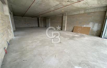 Autozone'da, SATILIK 187 m2 Dükkan