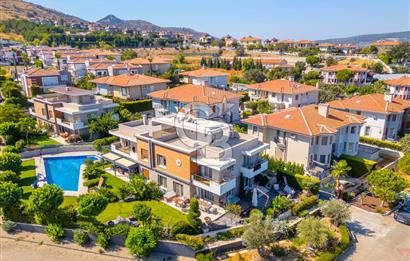GÜZELBAHÇE KAHRAMANDEREDE BUTİK SİTE İÇERİSİNDE KİRALIK VİLLA