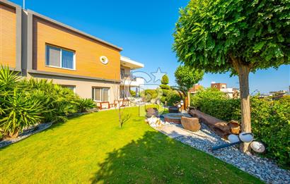 GÜZELBAHÇE KAHRAMANDEREDE BUTİK SİTE İÇERİSİNDE KİRALIK VİLLA