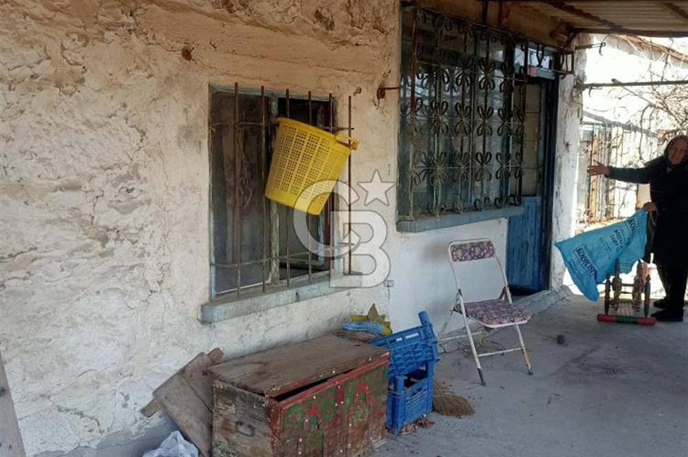 MANİSA ASMACIK KÖYÜNDE SATILIK MÜSTAKİL EV